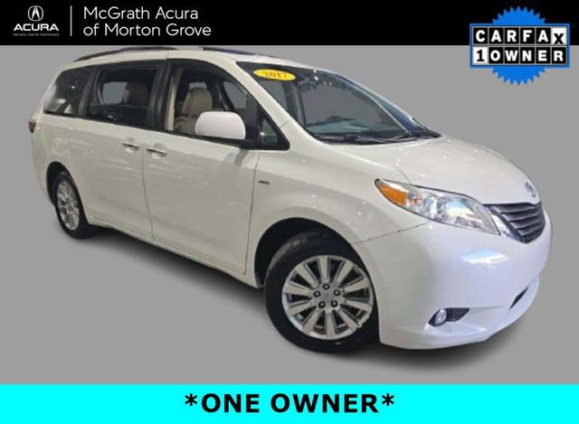 2017 Toyota Sienna XLE Premium AWD photo