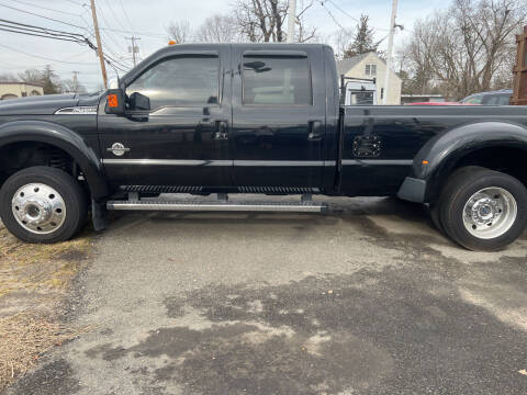 2016 Ford  Lariat 4WD photo