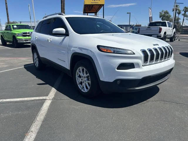 2018 Jeep Cherokee Latitude Plus 4WD photo