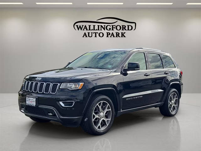2018 Jeep Grand Cherokee Sterling Edition 4WD photo