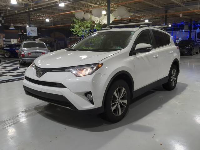 2018 Toyota RAV4 XLE AWD photo