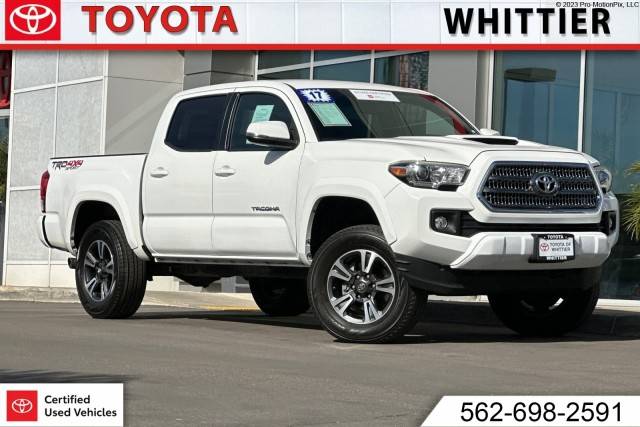 2017 Toyota Tacoma TRD Sport 4WD photo