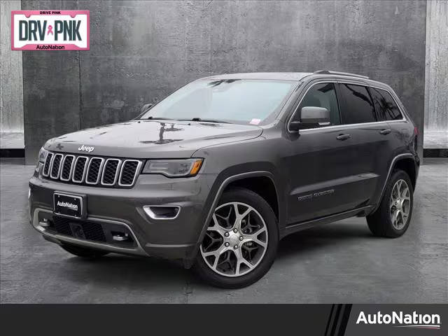 2018 Jeep Grand Cherokee Sterling Edition RWD photo