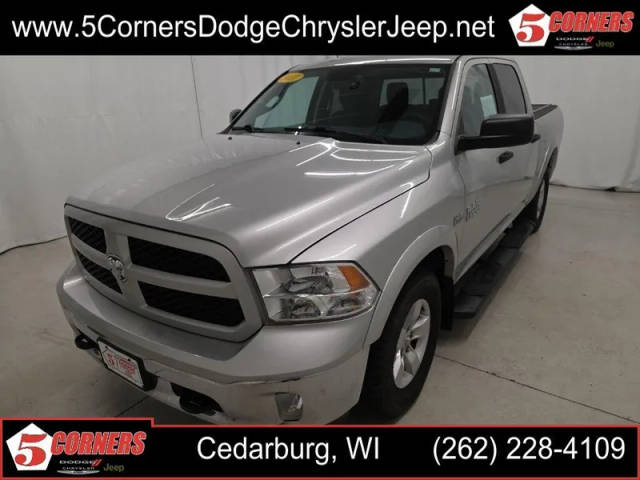 2017 Ram 1500 SLT 4WD photo