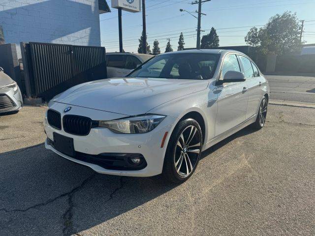 2018 BMW 3 Series 330i RWD photo