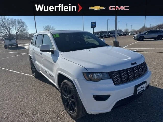 2018 Jeep Grand Cherokee Altitude 4WD photo