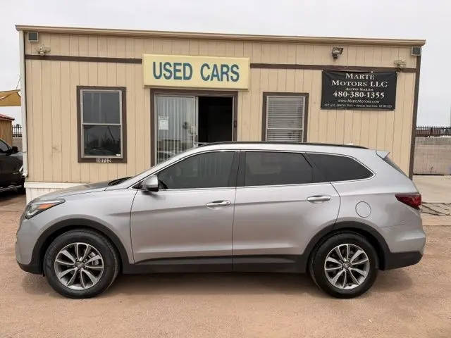 2018 Hyundai Santa Fe SE FWD photo
