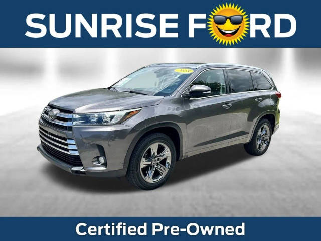 2018 Toyota Highlander Limited Platinum FWD photo