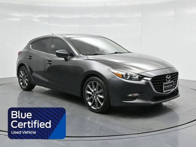 2018 Mazda 3 Touring FWD photo