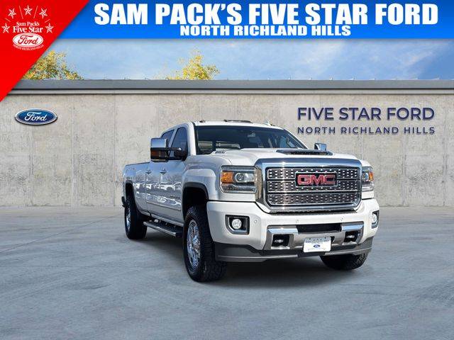 2018 GMC Sierra 3500HD Denali 4WD photo