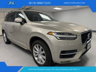 2017 Volvo XC90 Momentum AWD photo