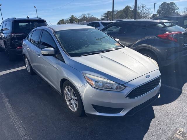 2017 Ford Focus SE FWD photo