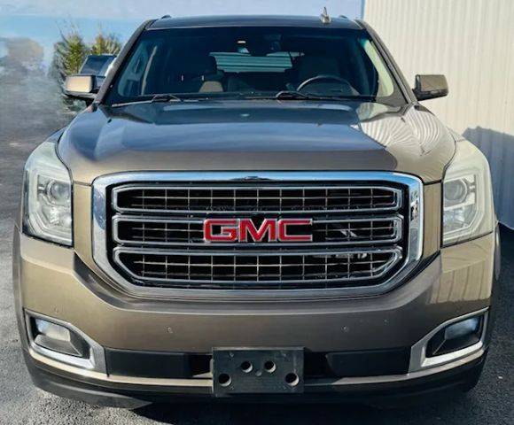 2015 GMC Yukon SLE RWD photo