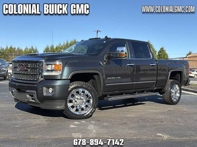 2018 GMC Sierra 2500HD Denali 4WD photo