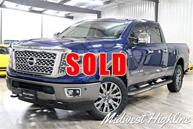 2016 Nissan Titan XD Platinum Reserve 4WD photo