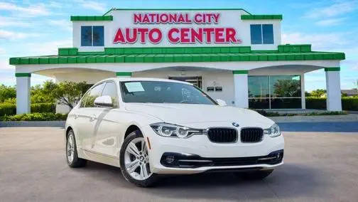 2018 BMW 3 Series 330i RWD photo