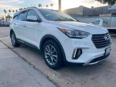 2018 Hyundai Santa Fe SE FWD photo