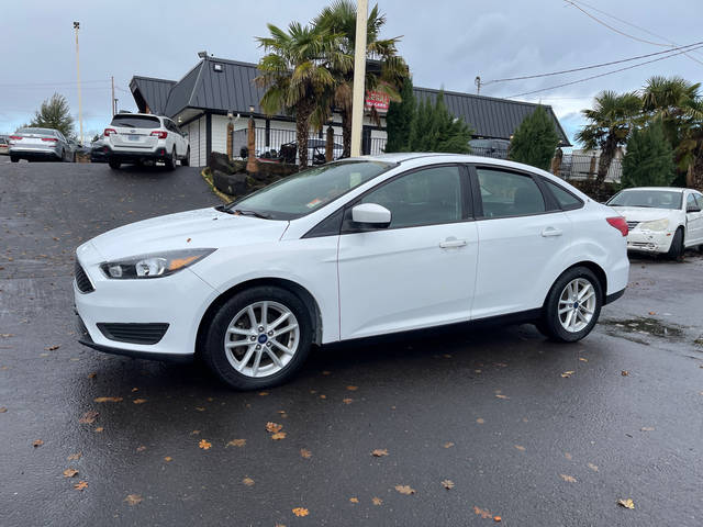 2018 Ford Focus SE FWD photo