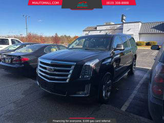 2017 Cadillac Escalade ESV Luxury 4WD photo