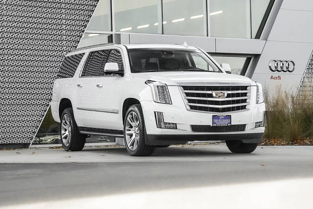 2018 Cadillac Escalade ESV Premium Luxury 4WD photo