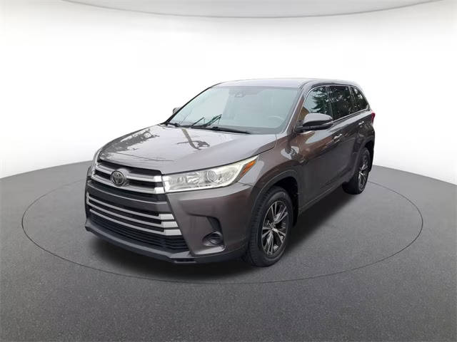 2018 Toyota Highlander LE AWD photo
