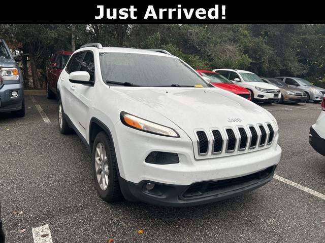 2018 Jeep Cherokee Latitude Plus FWD photo