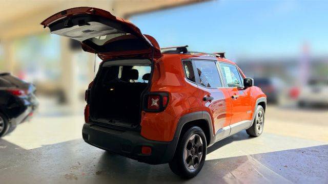 2017 Jeep Renegade Sport FWD photo