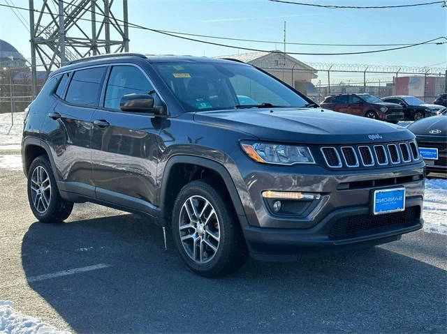 2018 Jeep Compass Latitude 4WD photo