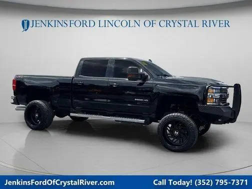2018 Chevrolet Silverado 2500HD LT 4WD photo