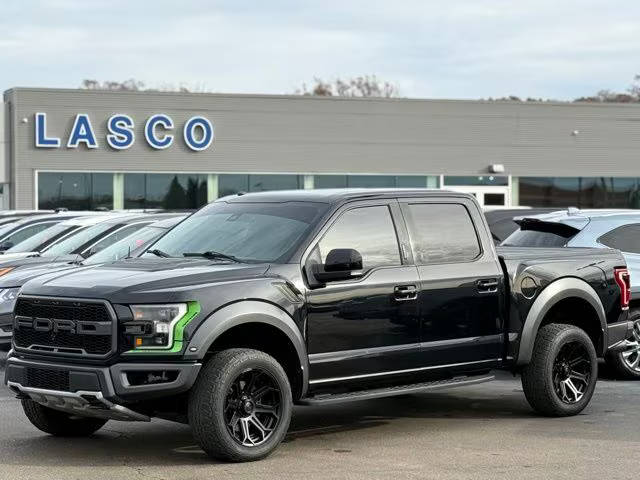 2018 Ford F-150 Raptor 4WD photo