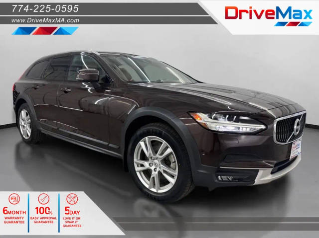 2018 Volvo V90 Cross Country  AWD photo