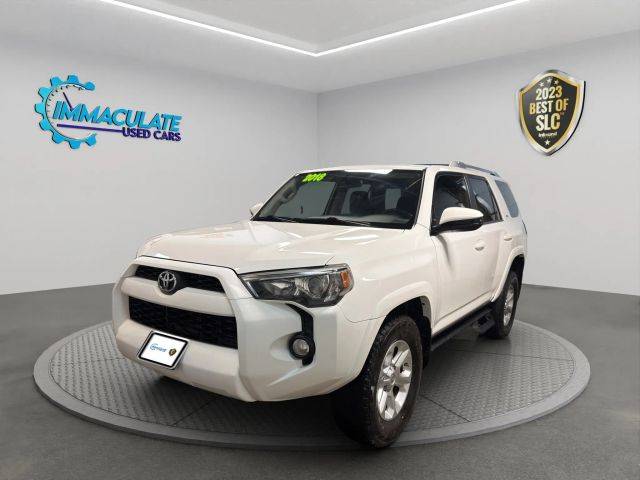 2018 Toyota 4Runner SR5 4WD photo