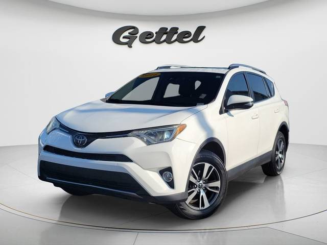 2018 Toyota RAV4 XLE AWD photo