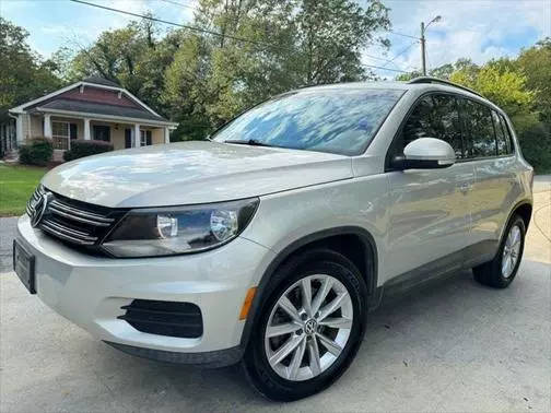 2015 Volkswagen Tiguan SE FWD photo