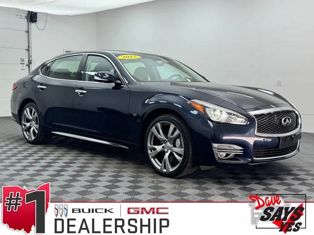 2017 Infiniti Q70L 3.7 AWD photo