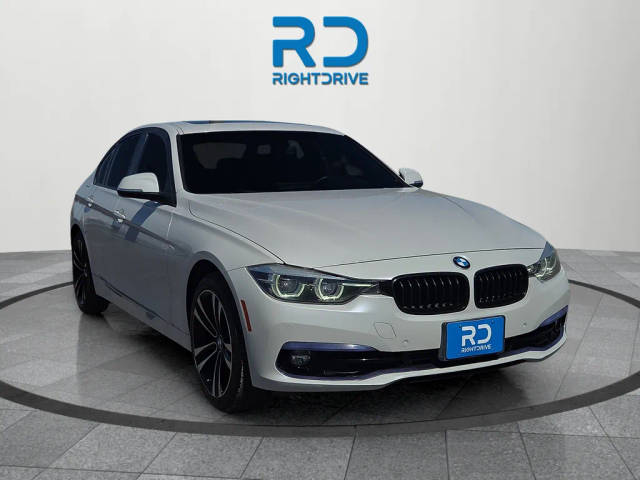 2018 BMW 3 Series 330i RWD photo