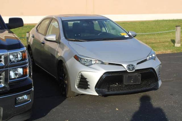 2018 Toyota Corolla SE FWD photo