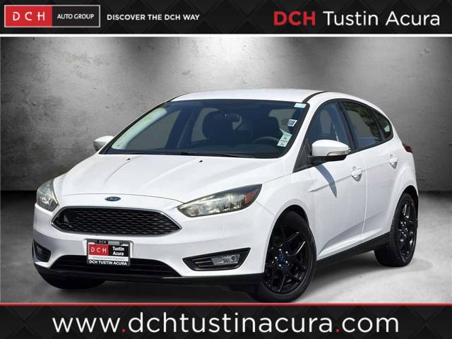 2016 Ford Focus SE FWD photo