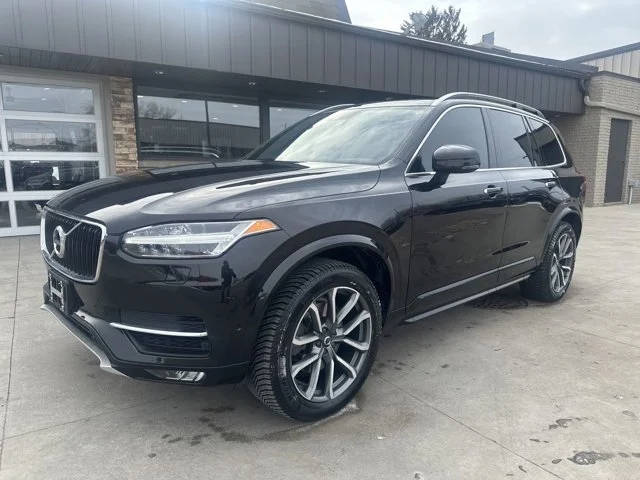 2018 Volvo XC90 Momentum AWD photo