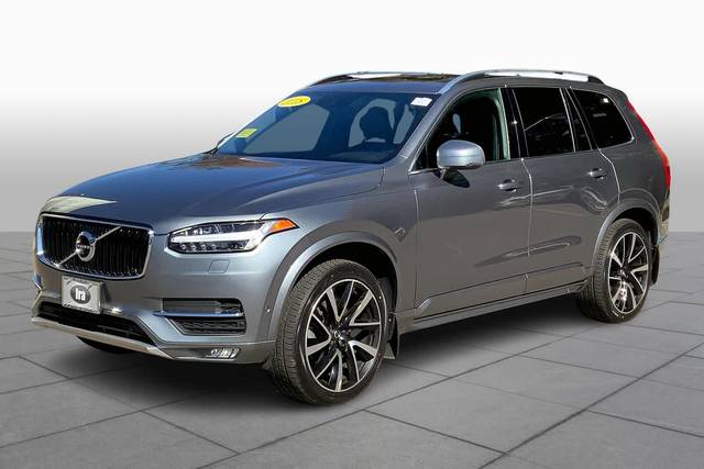 2018 Volvo XC90 Momentum AWD photo