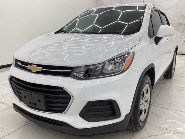 2018 Chevrolet Trax LS FWD photo