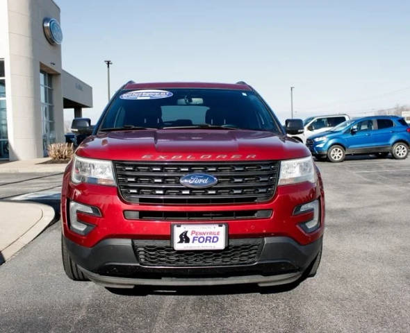 2017 Ford Explorer XLT FWD photo