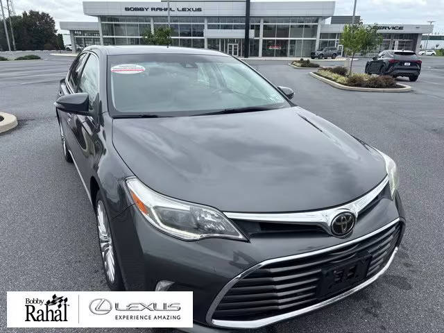 2018 Toyota Avalon Limited FWD photo