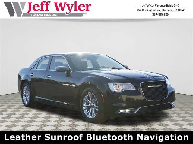 2017 Chrysler 300 300C RWD photo