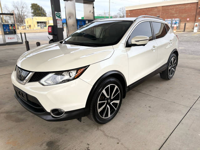 2017 Nissan Rogue Sport SL AWD photo