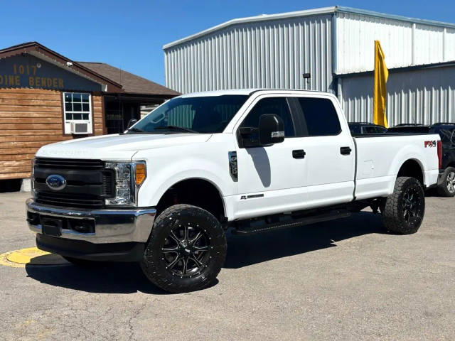 2017 Ford F-350 Super Duty XL 4WD photo