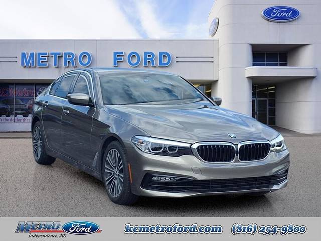 2018 BMW 5 Series 530i RWD photo