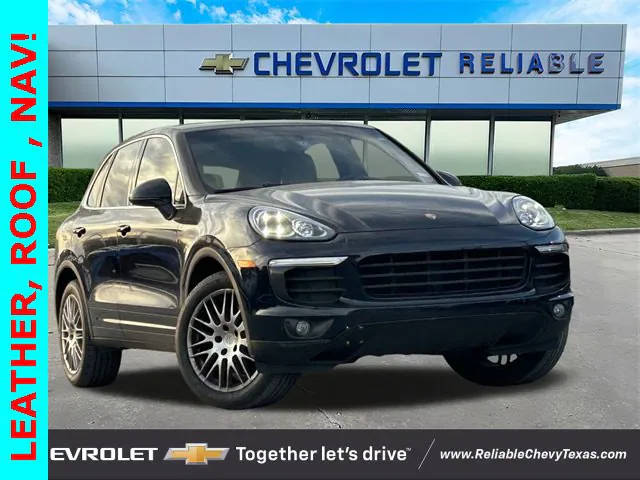 2018 Porsche Cayenne  AWD photo