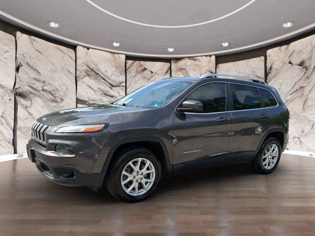 2018 Jeep Cherokee Latitude Plus 4WD photo