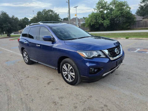 2018 Nissan Pathfinder SV FWD photo